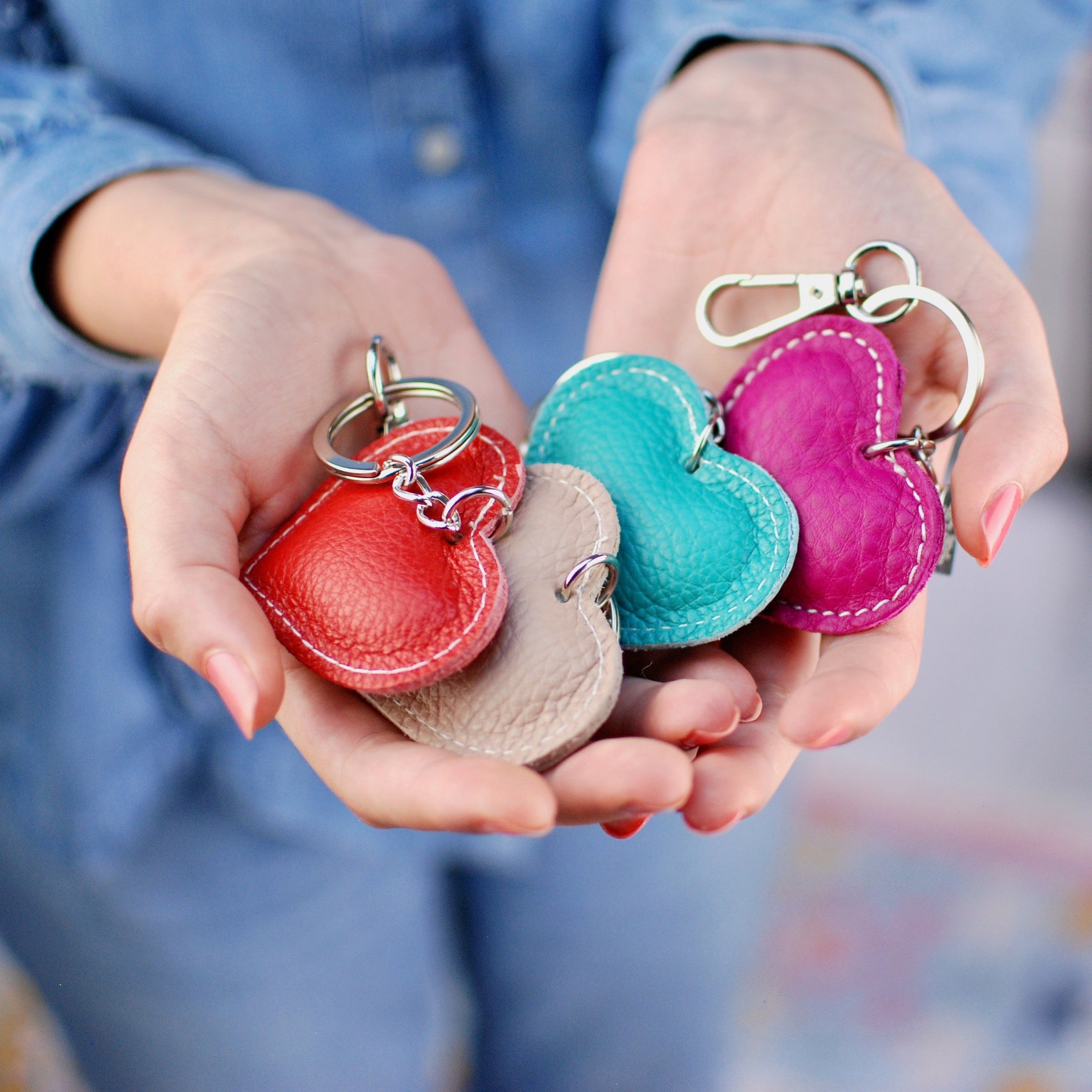 Tender hearts character deals charm key ring